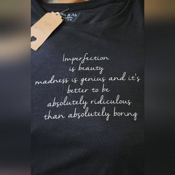 Om & Ah London Top - Picture 2 of 3